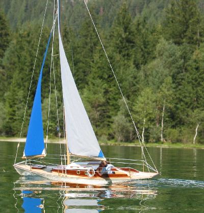 br-03-22-b02.jpg