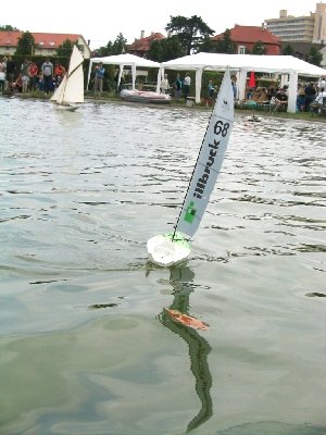 br-04-16-b04.jpg