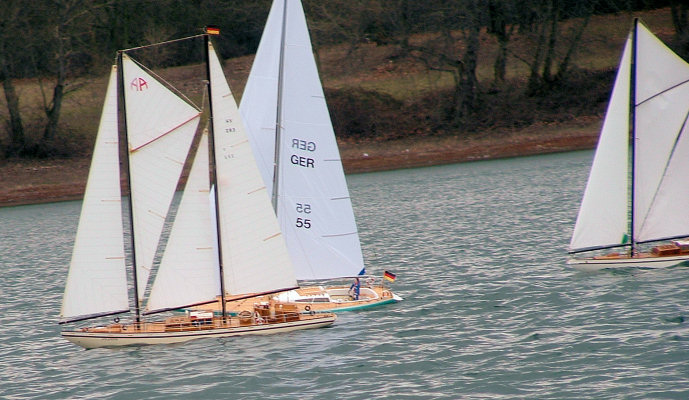 b32g.jpg
