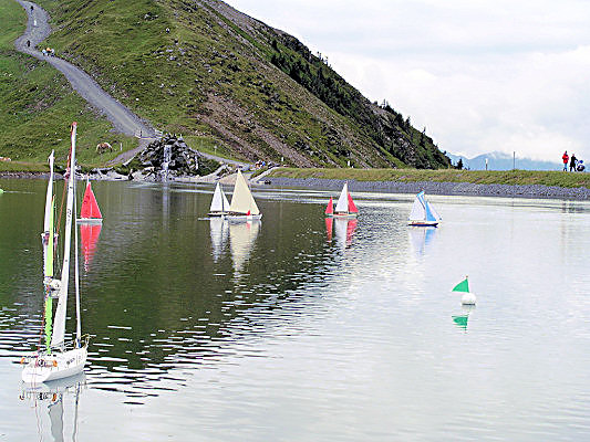 b04g.jpg